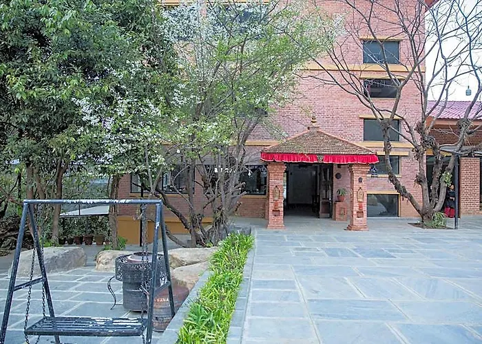 Jungle Mahal Wellness 4*